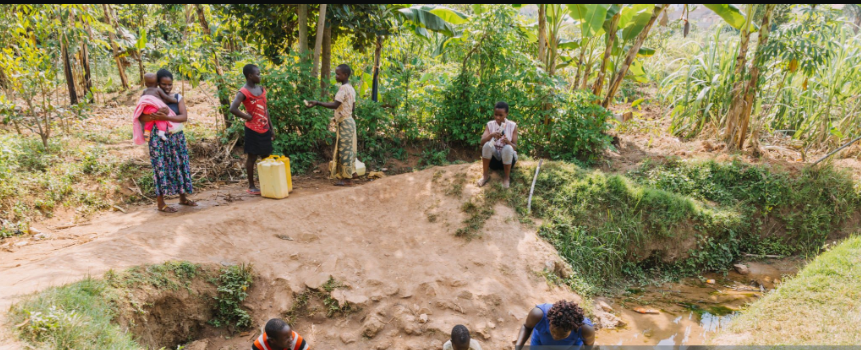 Can You Hike Without a Guide in Uganda?