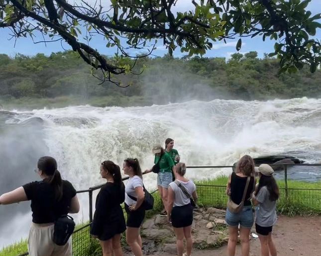 Uganda Group Discounted Tours to Murchison Falls National Park