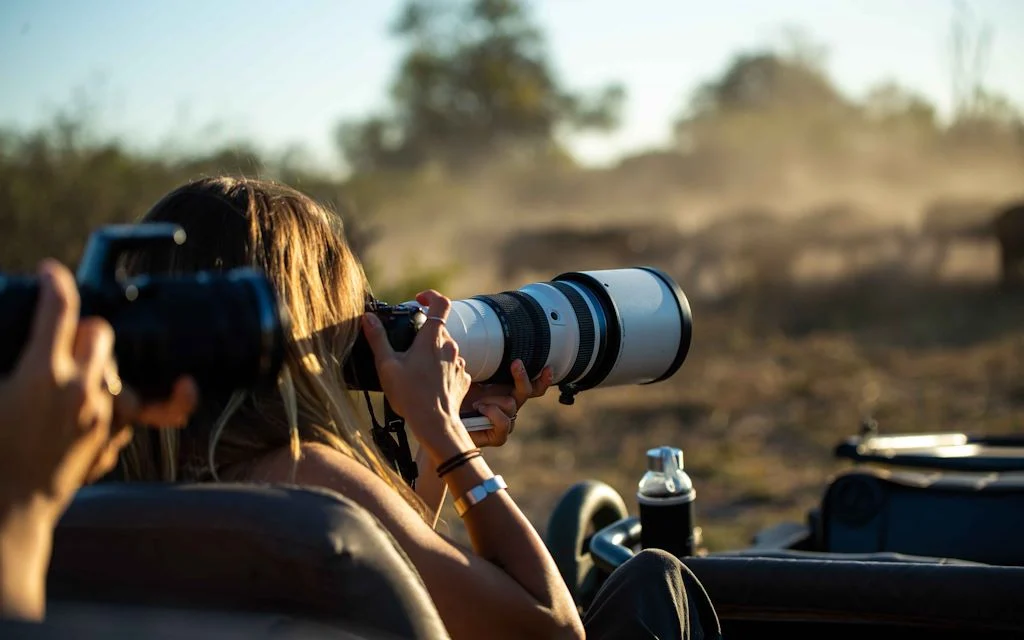 Best Camera Gear for Honeymoon Safaris in Serengeti National Park