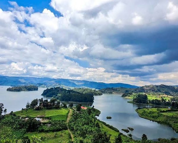 Lake Bunyonyi Beyond the Postcard: Islands, Stories and Quiet Corners