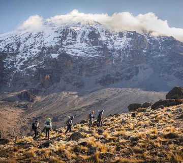 Kilimanjaro Solo vs Group 360x320