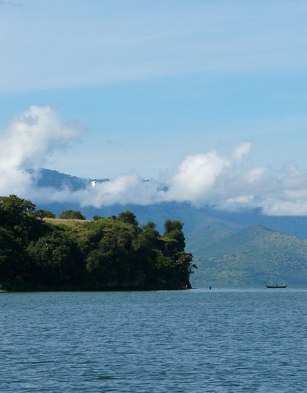 Lake Victoria Islands2 600x768