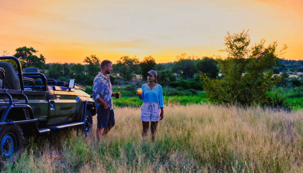 Sundowners: Why Drinks at Dusk Are a Safari Tradition
