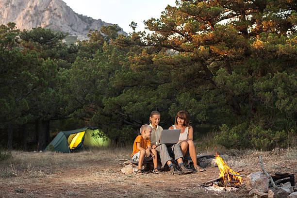 Teaching Kids Wildlife Etiquette Before the Trip: Simple Rules and Games