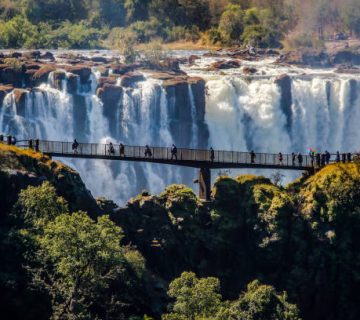 Victoria Falls: Zambia Side vs Zimbabwe Side
