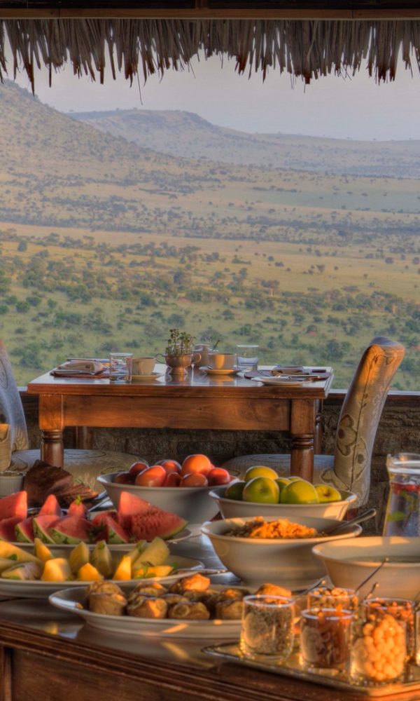 What Safari Lodges Serve: A Typical Day of Meals on Safari
